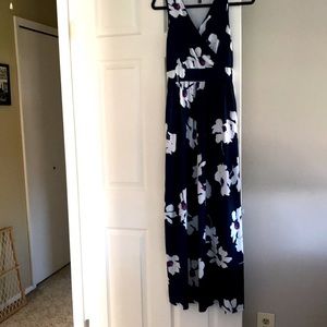 Rayon mixed blend sleeveless floral maxi dress